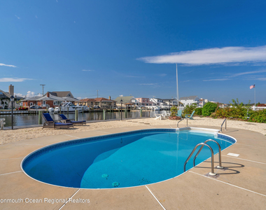 43 Woodhaven Road - Photo Thumbnail 60