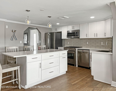 43 Woodhaven Road - Photo Thumbnail 17
