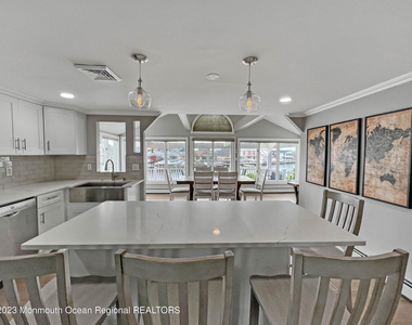43 Woodhaven Road - Photo Thumbnail 11