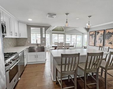 43 Woodhaven Road - Photo Thumbnail 12