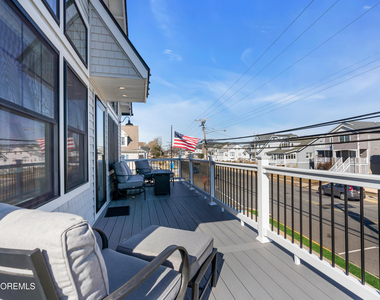455 E Main Street - Photo Thumbnail 7