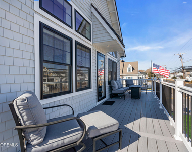455 E Main Street - Photo Thumbnail 8