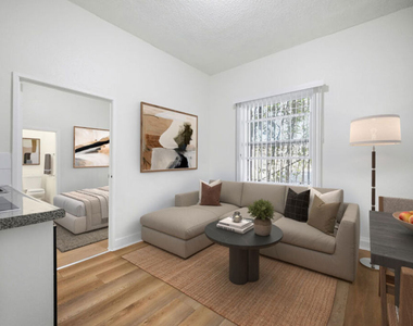 729 S Union Avenue - Photo Thumbnail 2