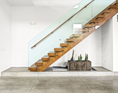 524 Rialto Avenue - Photo Thumbnail 7
