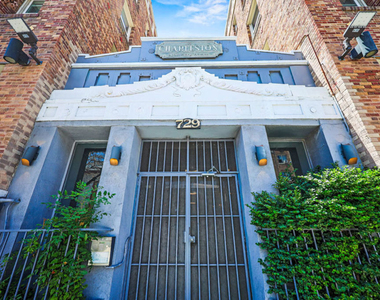 729 S Union Avenue - Photo Thumbnail 19