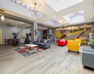 729 S Union Avenue - Photo Thumbnail 29