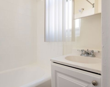 729 S Union Avenue - Photo Thumbnail 5