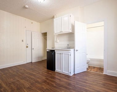 729 S Union Avenue - Photo Thumbnail 3