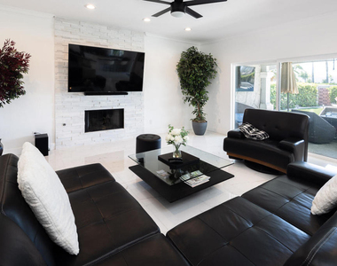 41215 Carlotta Drive - Photo Thumbnail 18