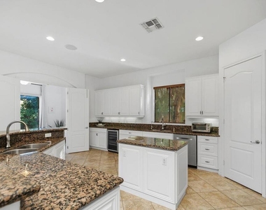 51200 Calle Paloma - Photo Thumbnail 9