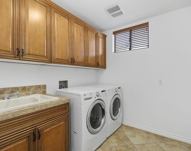 51200 Calle Paloma - Photo Thumbnail 18