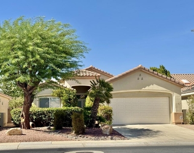 78322 Vinewood Drive - Photo Thumbnail 1