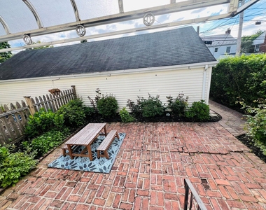 19 Travers Street - Photo Thumbnail 10