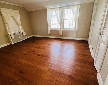 19 Travers Street - Photo Thumbnail 4