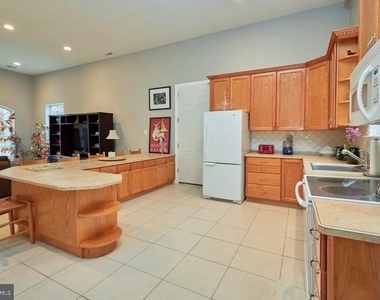 12815 Braddock Road - Photo Thumbnail 9