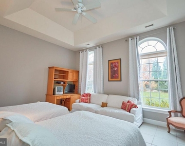 12815 Braddock Road - Photo Thumbnail 13