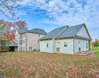 12815 Braddock Road - Photo Thumbnail 17