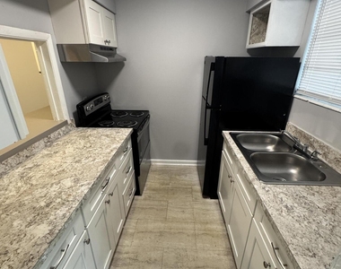 2441 Spring Park Road - Photo Thumbnail 3