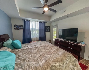 10720 Ravenna Way - Photo Thumbnail 19