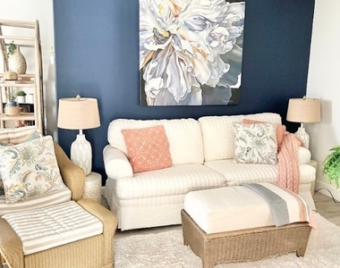 13270 Sherburne Circle - Photo Thumbnail 6