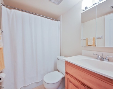 1100 Gulf Shore Boulevard N - Photo Thumbnail 22