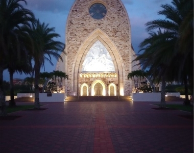 5068 Annunciation Circle - Photo Thumbnail 23