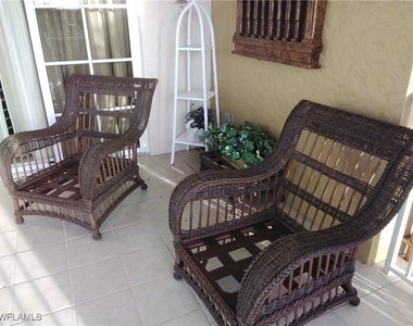 5068 Annunciation Circle - Photo Thumbnail 2