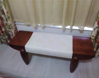 5068 Annunciation Circle - Photo Thumbnail 11