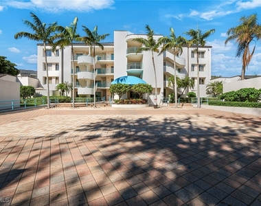 355 Park Shore Drive - Photo Thumbnail 19