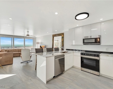 25850 Hickory Boulevard - Photo Thumbnail 1