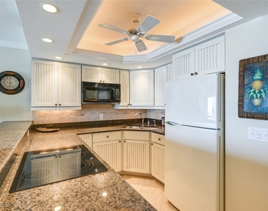 25850 Hickory Boulevard - Photo Thumbnail 8