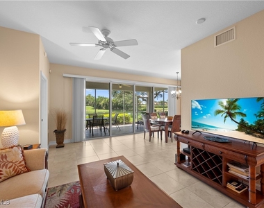 6815 Ascot Drive - Photo Thumbnail 2