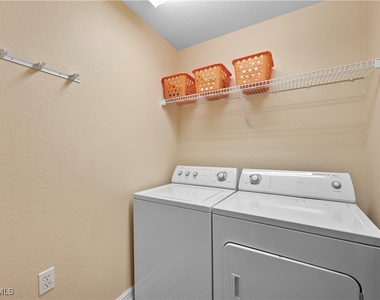 6815 Ascot Drive - Photo Thumbnail 21