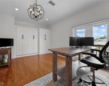 4611 Crayton Road - Photo Thumbnail 27