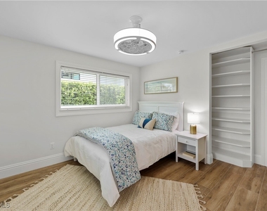 4611 Crayton Road - Photo Thumbnail 23