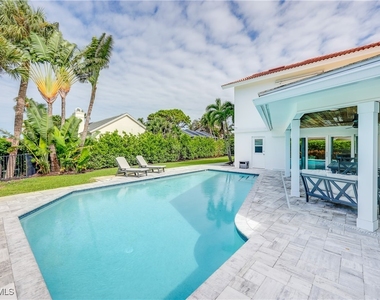4611 Crayton Road - Photo Thumbnail 32