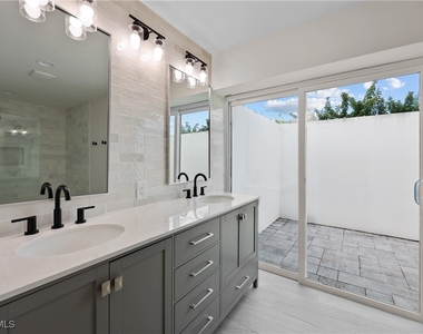 4611 Crayton Road - Photo Thumbnail 19