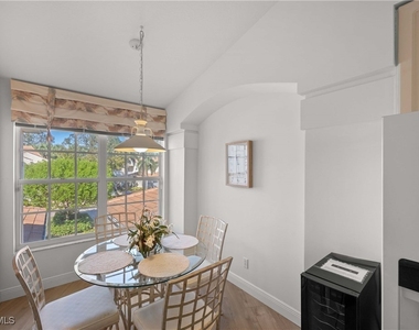 8415 Excalibur Circle - Photo Thumbnail 11
