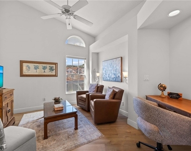 8415 Excalibur Circle - Photo Thumbnail 16