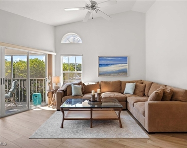 8415 Excalibur Circle - Photo Thumbnail 3