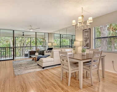 3269 Cross Creek Drive - Photo Thumbnail 4