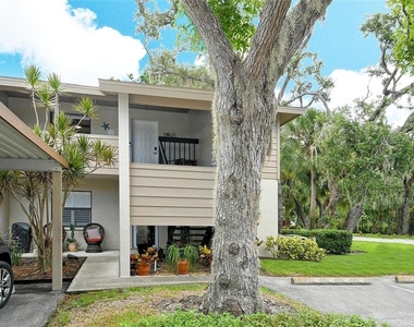 3269 Cross Creek Drive - Photo Thumbnail 1