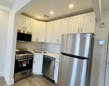 45 West 81st Street - Photo Thumbnail 5
