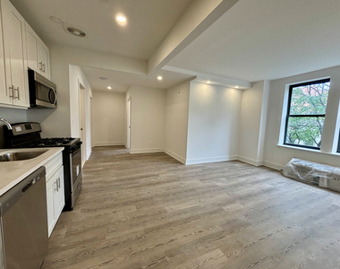 45 West 81st Street - Photo Thumbnail 1