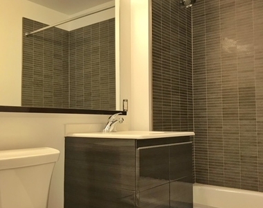 Rockwell Place - Photo Thumbnail 3
