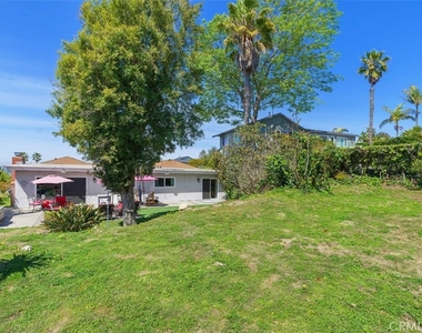 3068 Zell Drive - Photo Thumbnail 30