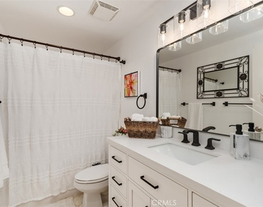 3068 Zell Drive - Photo Thumbnail 25