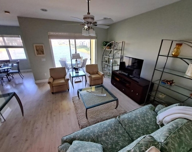 204 Shelley Lane - Photo Thumbnail 4