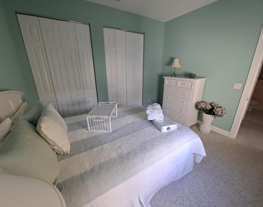 204 Shelley Lane - Photo Thumbnail 17