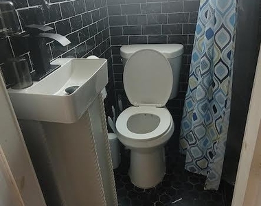 8825 Lyman Street - Photo Thumbnail 2